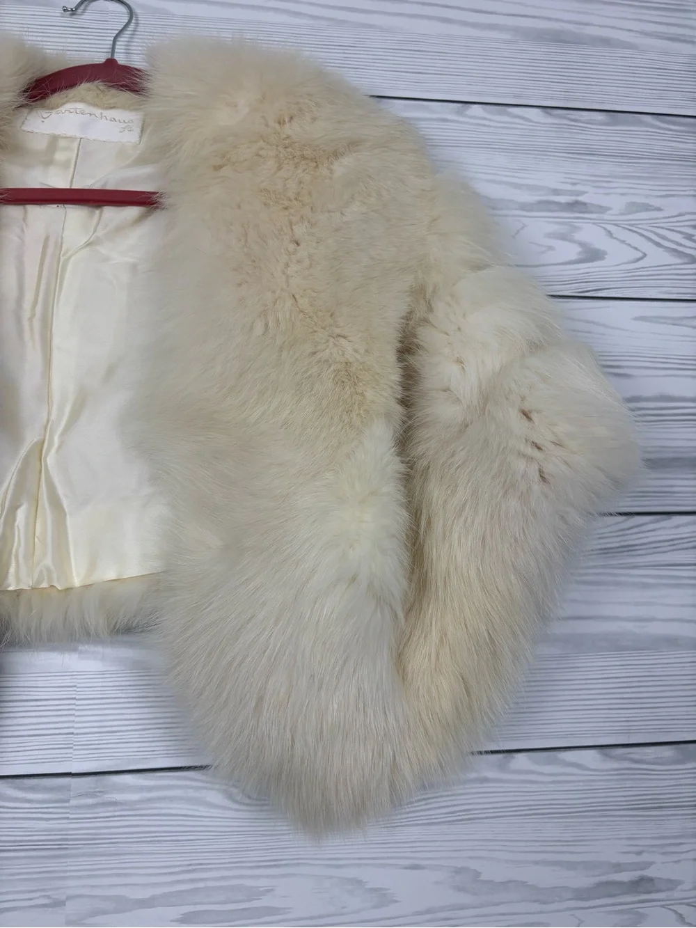 VTG GARTENHAUS FURS CREAM WHITE STOLE CAPE CAPELET OSFA